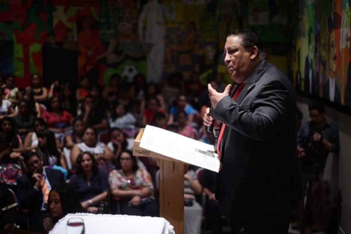 La UPNFM rinde homenaje a Rubén Darío