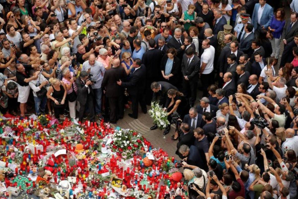 Policía española busca a sospechoso de atentados yihadistas