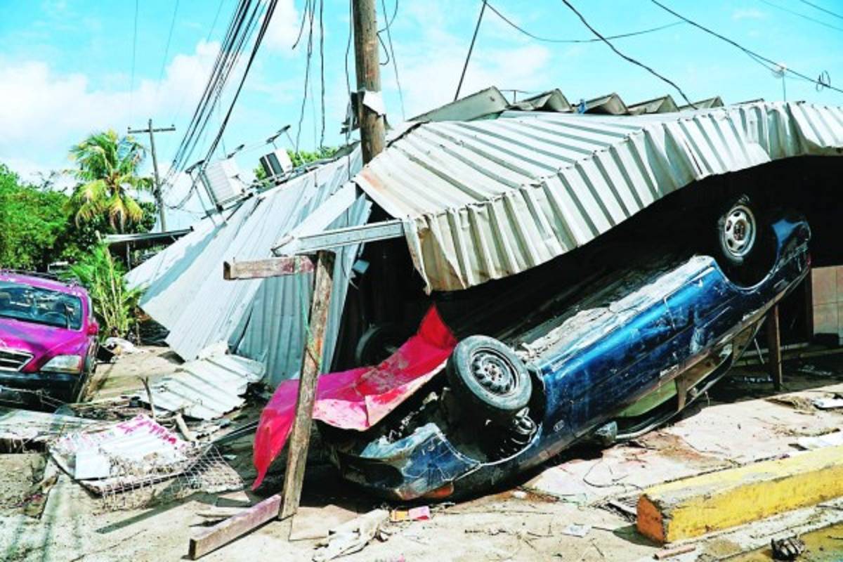 Afectados por inundaciones provocadas por Eta urgen mayor asistencia