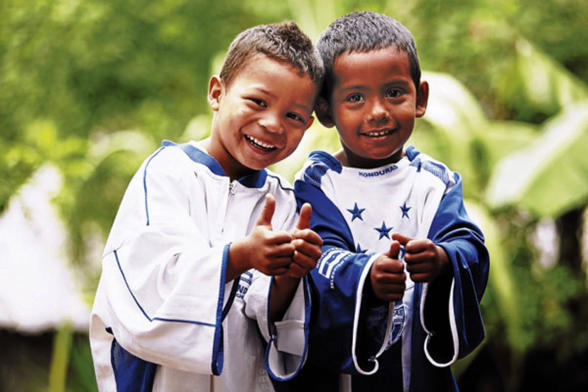 Baile y mojigangas se robaron el show en fiestas de Independencia
