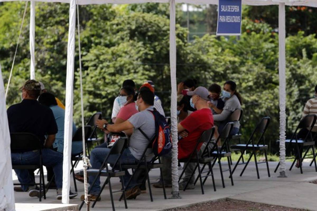 Entre 190 y 230 pacientes atienden al día en los triajes