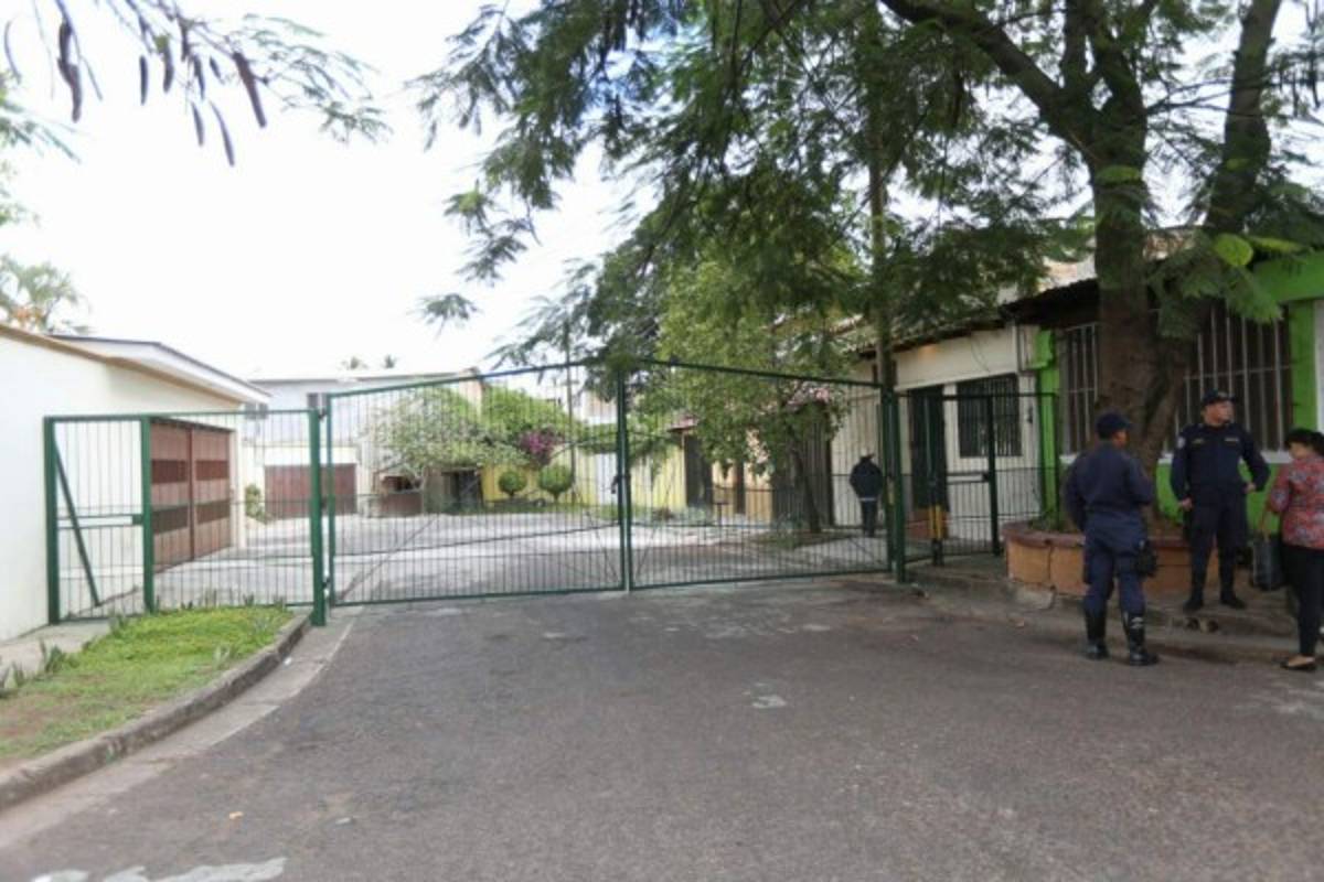 Decomisan medicamentos en varios vehículos en la capital de Honduras