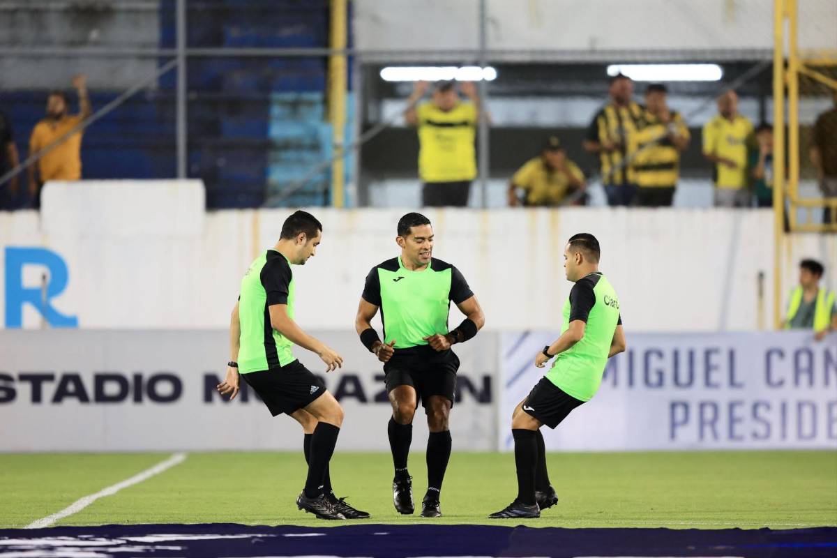 Bellas chicas cautivaron, jugador salió herido y la bronca de Real España en el Morazán