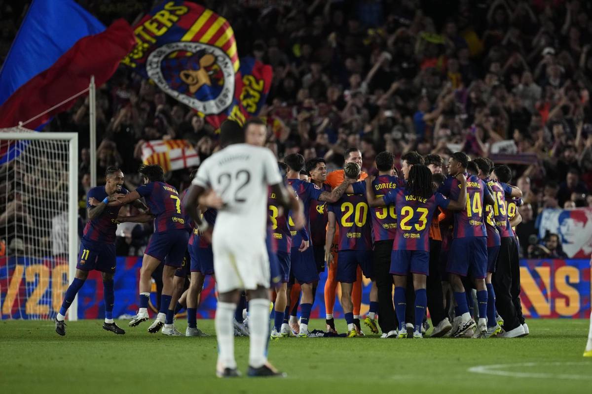 Tristeza total en Real Madrid mientras el FC Barcelona celebraba su nuevo título