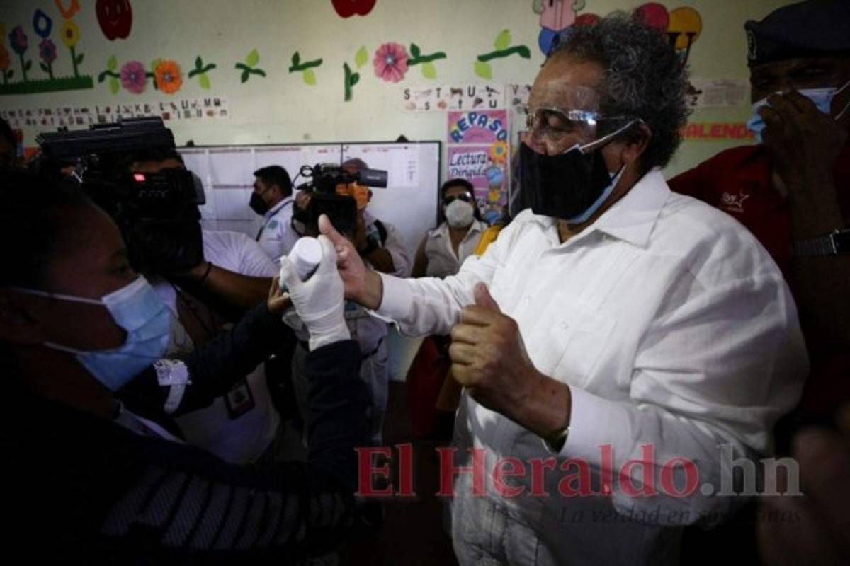 Así votaron los precandidatos a la presidencia de Honduras (FOTOS)