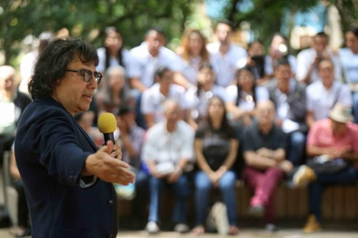 Festival Internacional de Poesía Los Confines