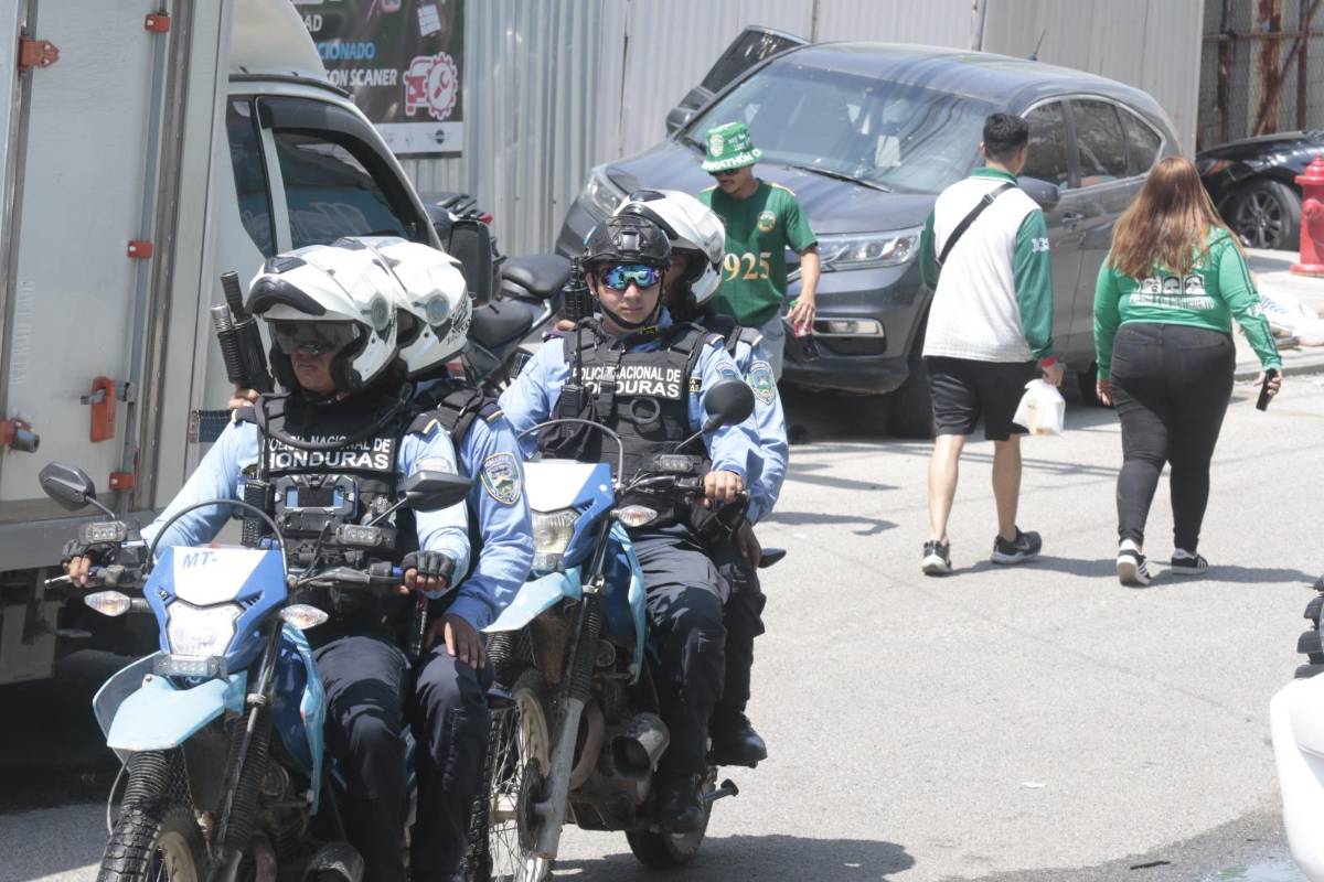 Rubia enamora, barras montan carnaval y el ambientazo previo al clásico Marathón vs Olimpia