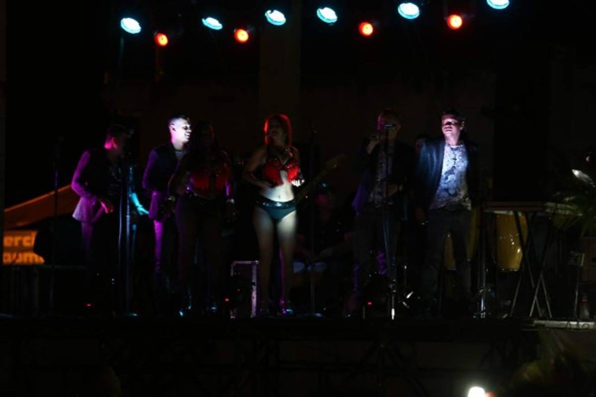 Cinthia López, la nueva Reina de la Feria Patronal de Nacaome