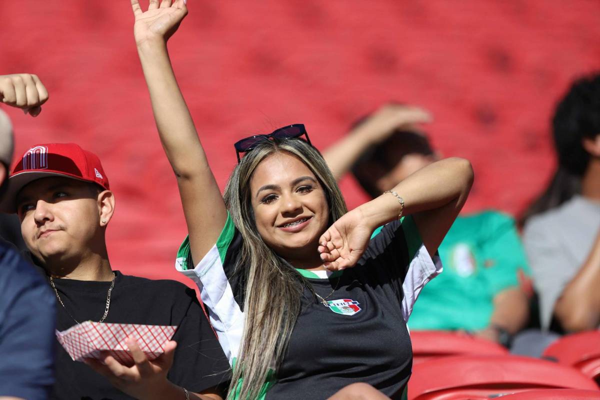 México vs Honduras por Copa Oro se llena de lindas chicas en el Levi's Stadium