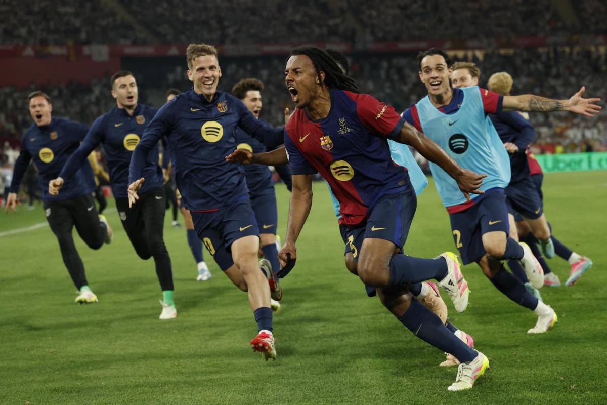 El campeón celebra como quiere: Show de Lamine, aficionados eufóricos y Barcelona levantó la copa El campeón celebra como quiere: Show de Lamine, aficionados eufóricos y Barcelona levantó la copa