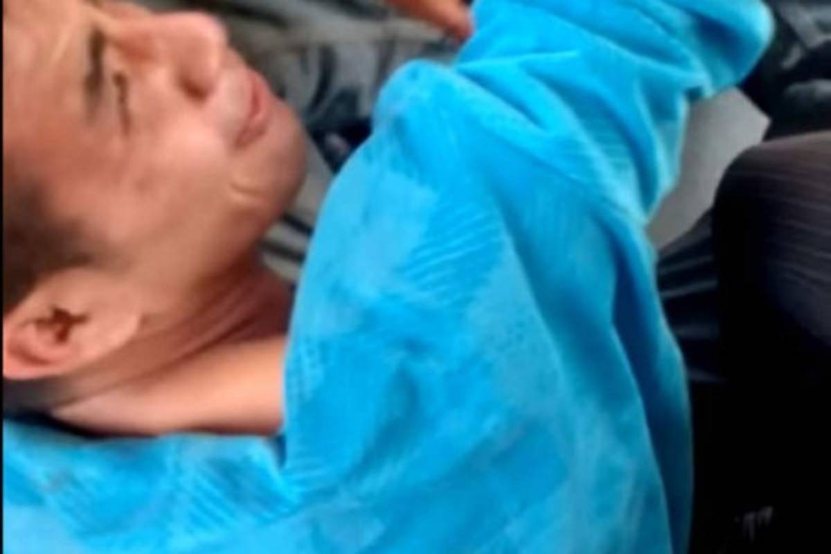 México: Intentó robar dentro de un bus pero terminó llorando