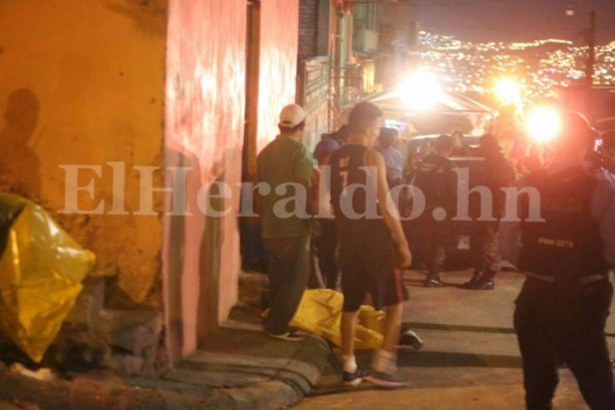 Tres personas fueron asesinadas en la colonia Policarpo Paz
