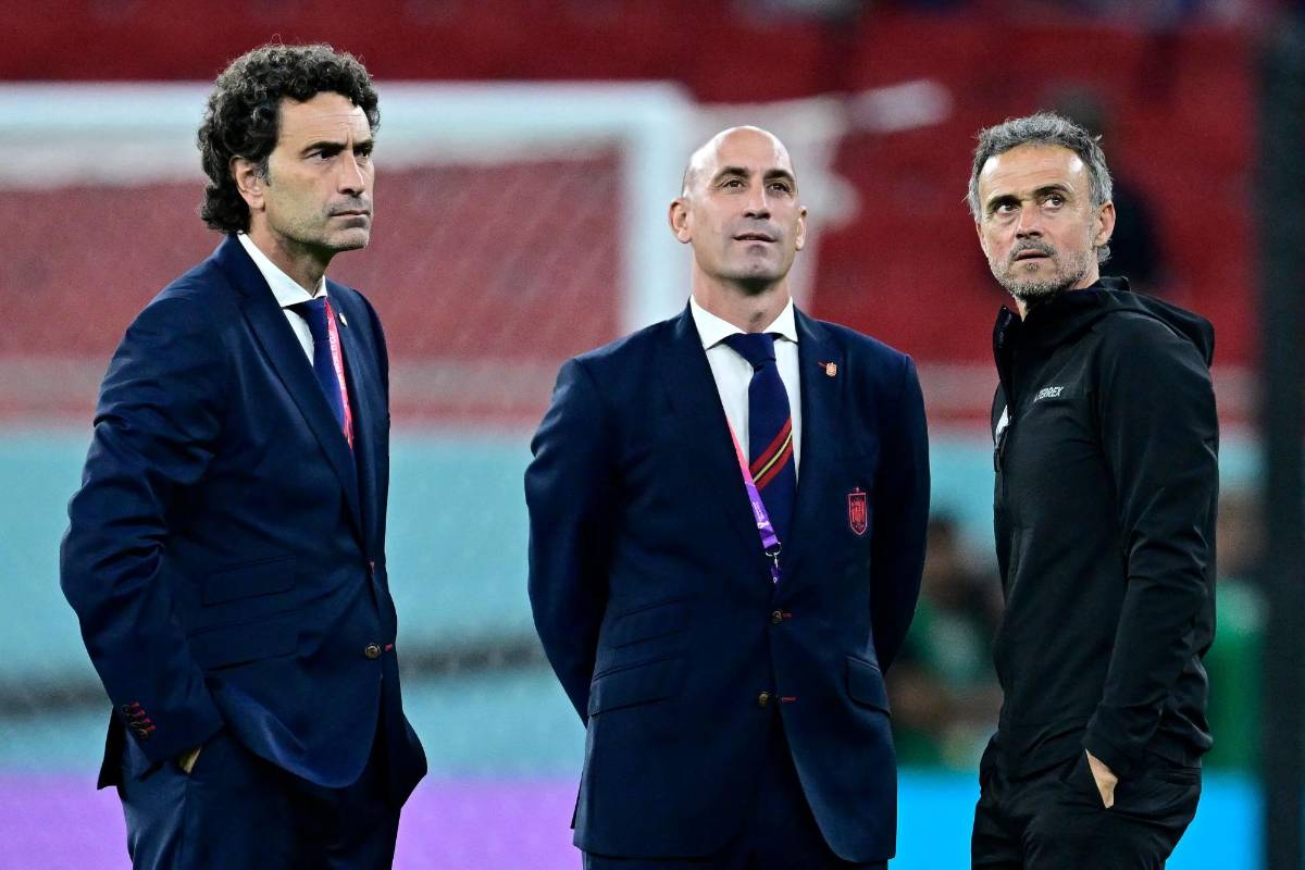 ¿Quién es José Francisco Molina? Nuevo DT de la 'H', fue portero, debutó como defensor y superó el cáncer