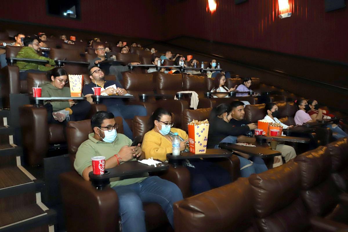 Grupo OPSA realiza premiere de “Un vecino gruñón”