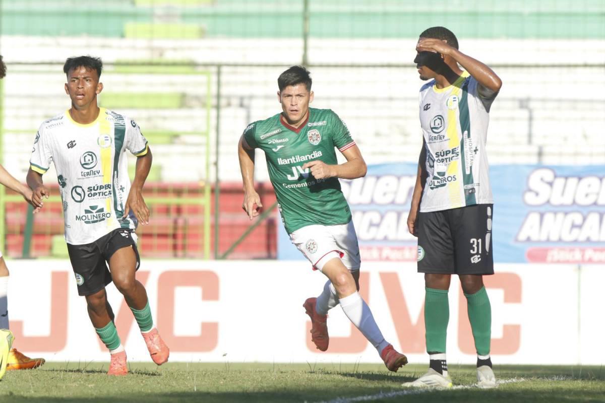 Regreso de “Chelito”, pelea de Anangonó y las bellas chicas en el estadio Yankel Rosenthal