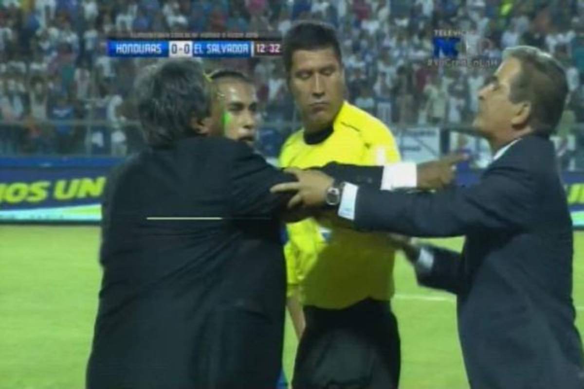 Selección de Honduras venció a El Salvador con lo mínimo y revive en la eliminatoria