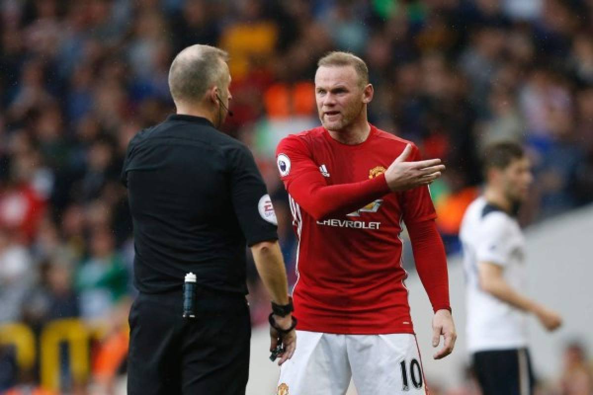 Rooney el histórico delantero del Manchester United ( AFP PHOTO / IKIMAGES / Ian KINGTON )