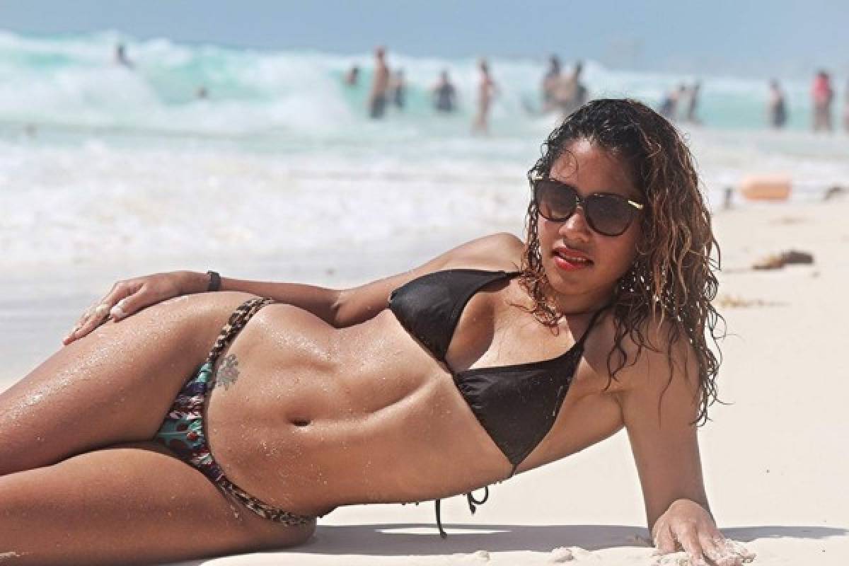 La modelo fitness hondureña que engalanó la portada de la revista Oxygen
