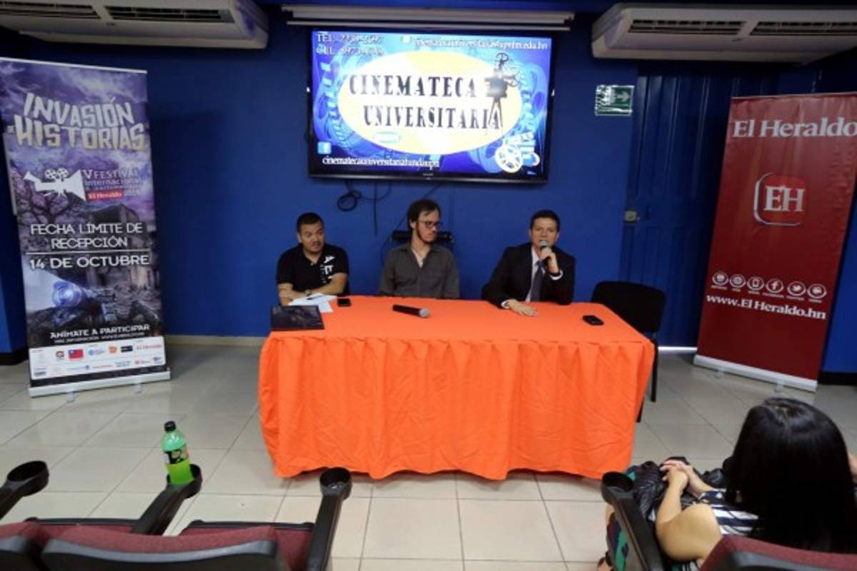 Cortos: Lleno total en conversatorio de cine centroamericano