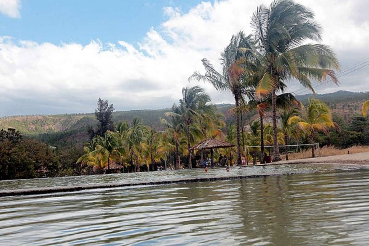 Una playa creada por el hombre