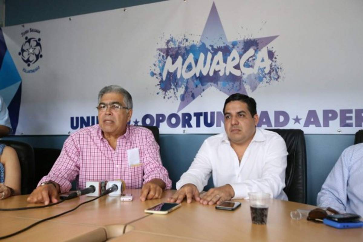 Monarca no asistirá a convención nacionalista