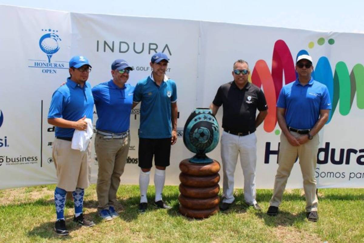 El ex seleccionado argentino Roberto 'El Ratón' Ayala, campeón del Footgolf Honduras Open Tela