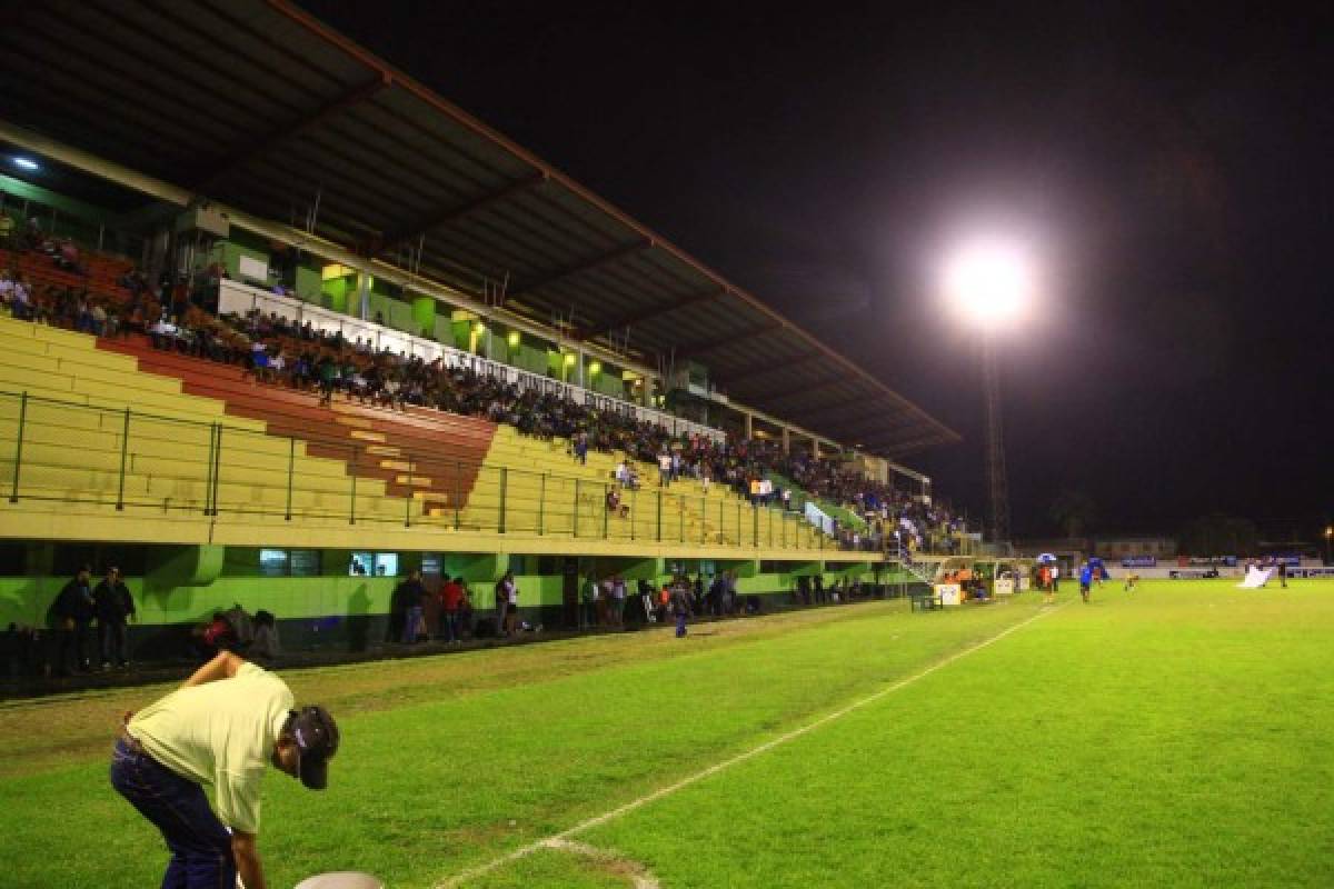 Hay golazos y fútbol... menos aficionados