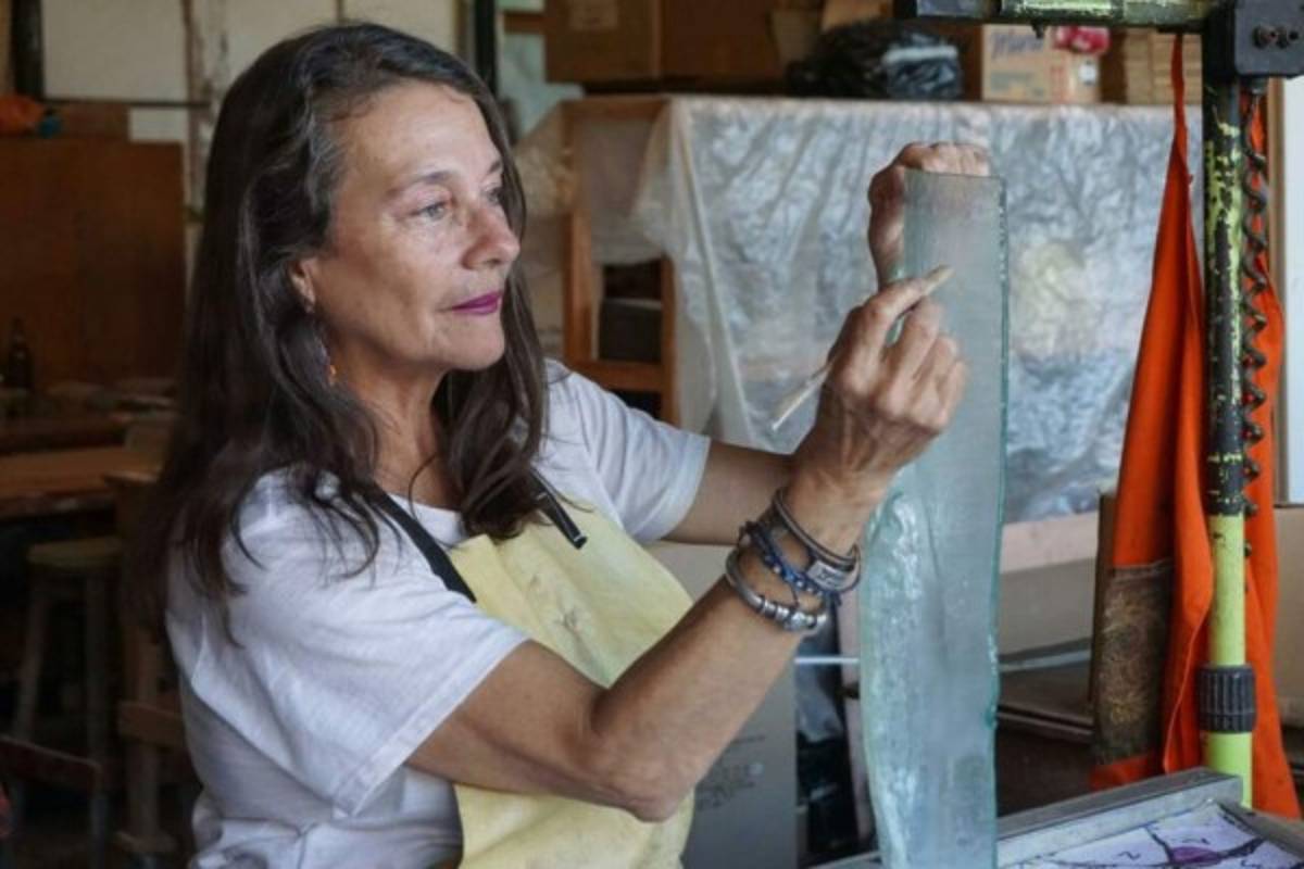 La artista Regina Aguilar.