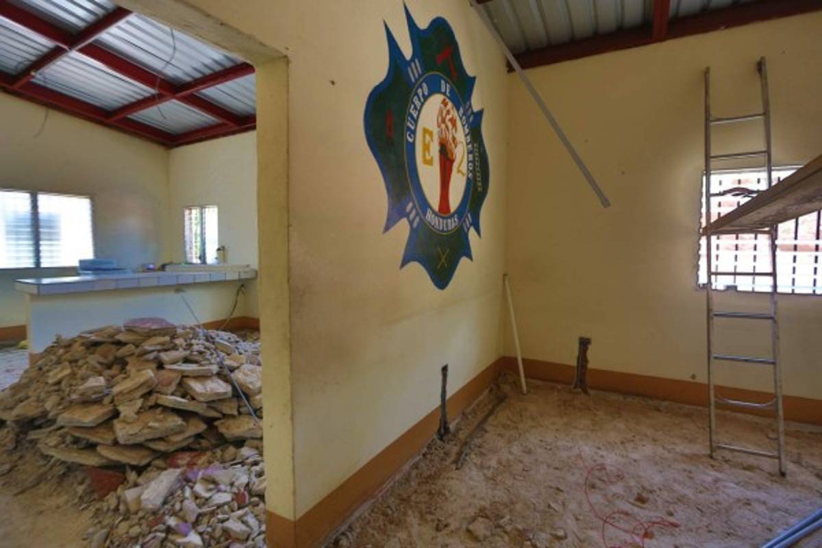 Bomberos contarán con una piscina semiolímpica para el entrenamiento