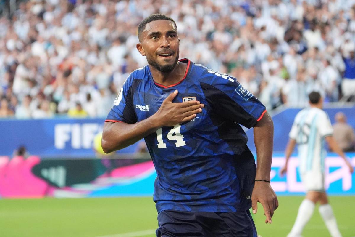 Doble récord de Messi, héroe de Argentina, Vozinha cumple su sueño y tristeza en Cabo Verde