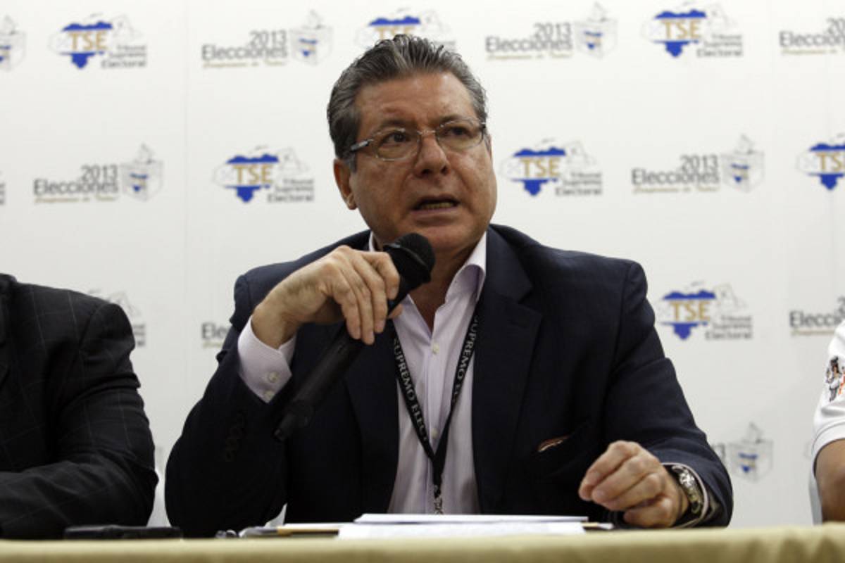 TSE entregó listas depuradas de votantes a partidos políticos