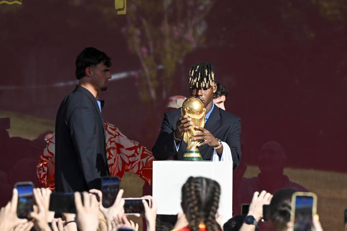 España Campeón del Mundo 2026: Hijas de los Reyes deslumbran y locura de Lamine Yamal en la fiesta