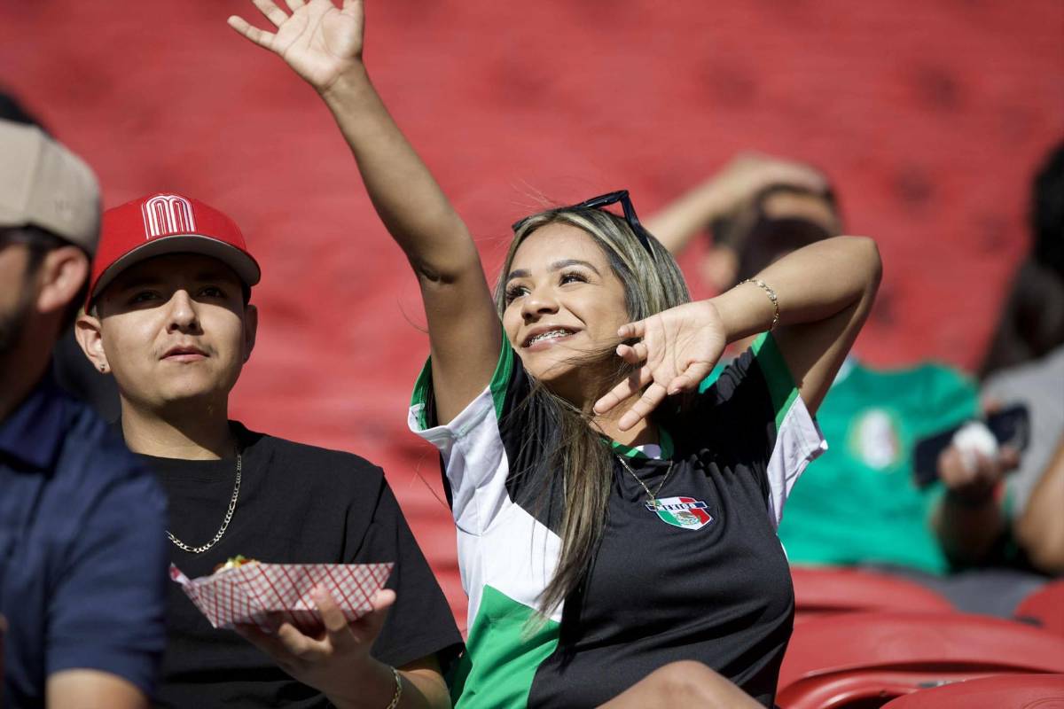 México vs Honduras por Copa Oro se llena de lindas chicas en el Levi's Stadium