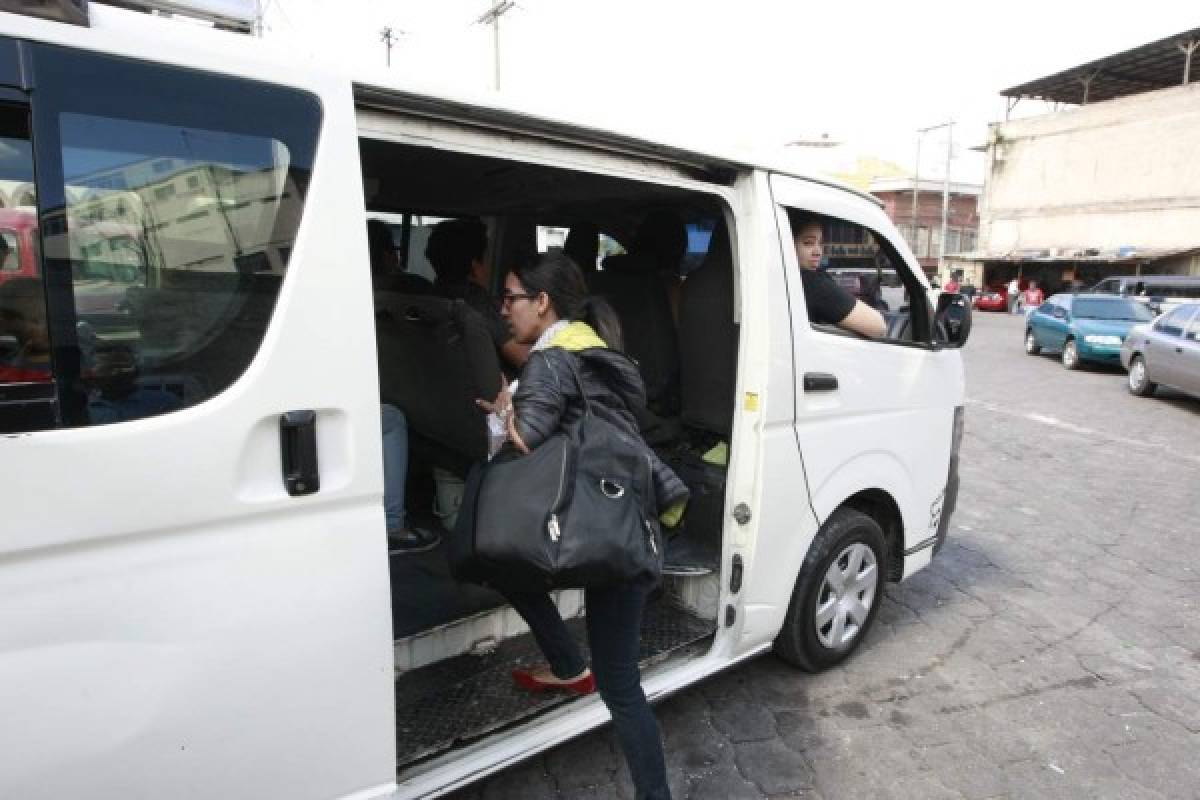 Buses 'brujitos” mueven a diario unos 3,500 pasajeros por ruta