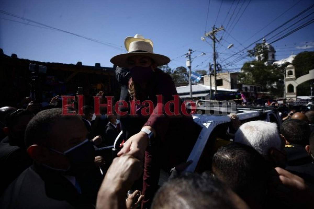 Las imágenes del recorrido de Xiomara Castro hacia el Estadio Nacional