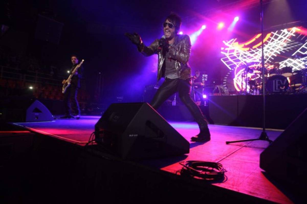 La Ley y fans hondureños, rock latino a una sola voz