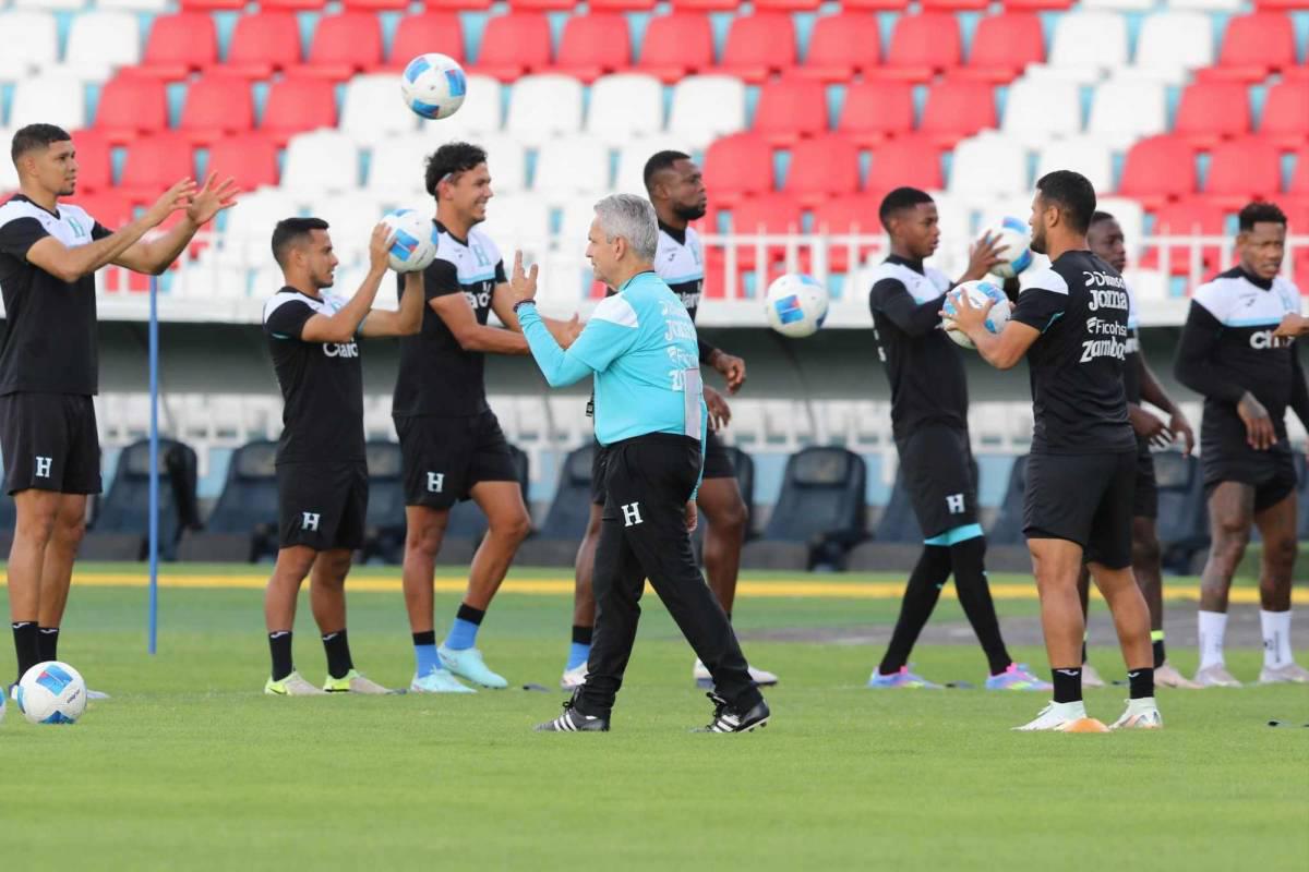 ¡Legionario todavía no se presenta! La sorpresa en Honduras para juegos de eliminatoria