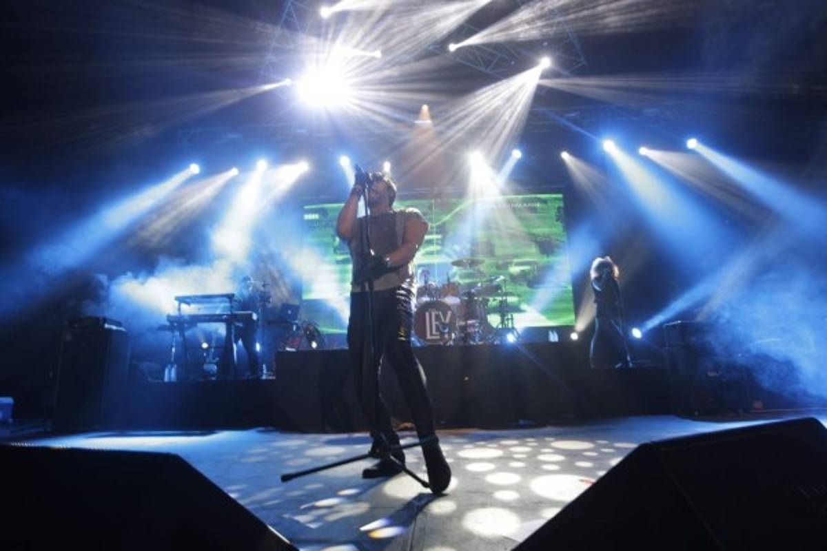 La Ley y fans hondureños, rock latino a una sola voz