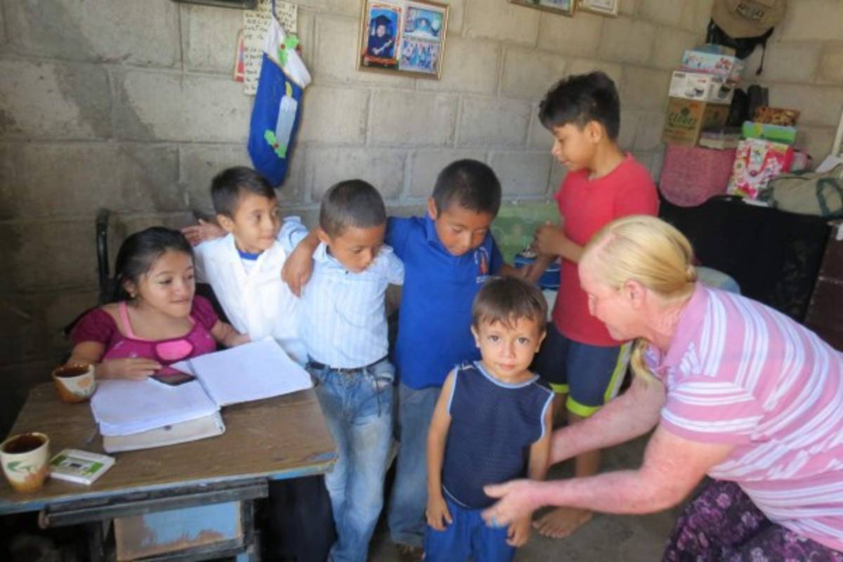 Joven brillante vence con esfuerzo su discapacidad