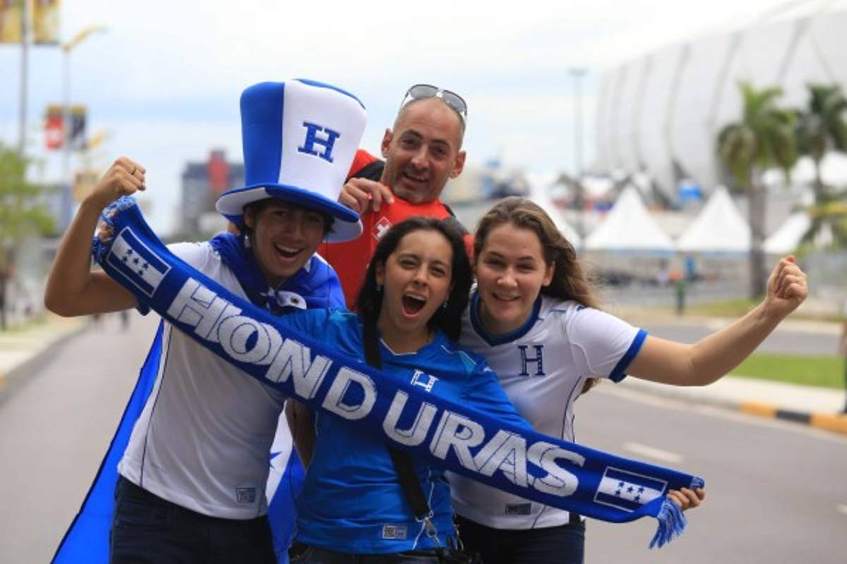 Los hondureños se toman la Arena da Amazonia