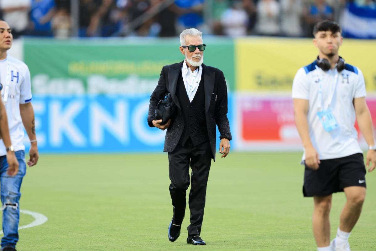 ¿Por qué no metieron a jugar al alcalde Roberto Contreras en el partido de tiktokers en Honduras?