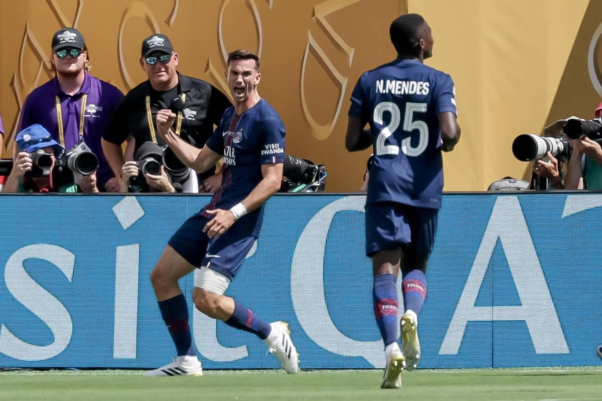 Desmayo de aficionado, el Balón de Oro, adiós a Modrić y villano del Real Madrid en goleada ante PSG