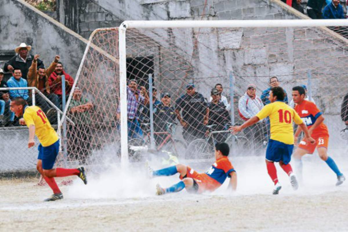 Municipal Paceño da la estocada