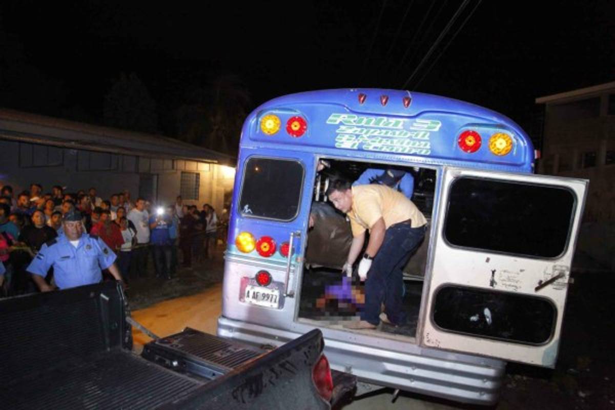 ﻿La sociedad no terminaba de asimilar este ataque cuando otro hecho violentó sacudió al transporte público este mismo martes. Esta vez era en Puerto Cortés, zona norte de Honduras.
