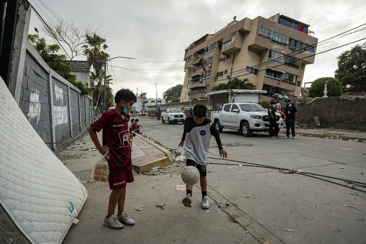 Crece número de extranjeros muertos o desaparecidos tras terremotos en Venezuela