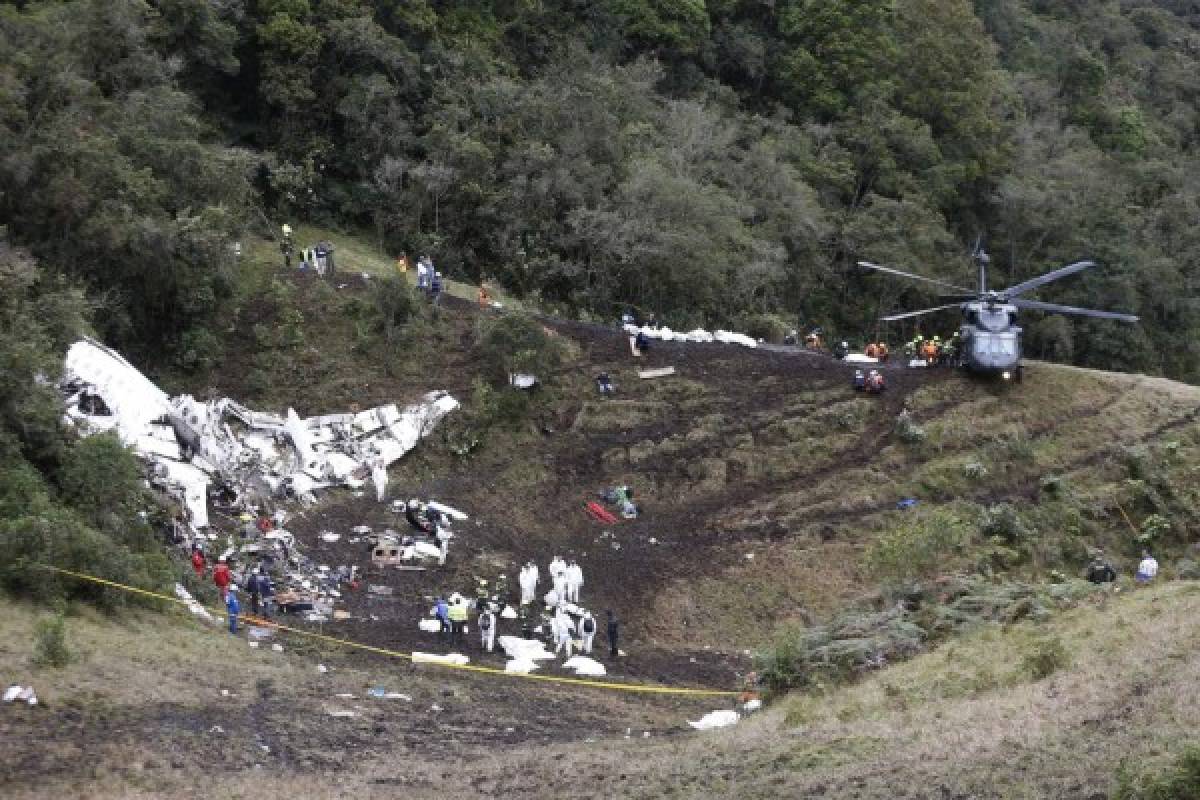 Avión del Chapecoense debió reabastecerse de combustible en Bogotá pero incumplió plan de vuelo