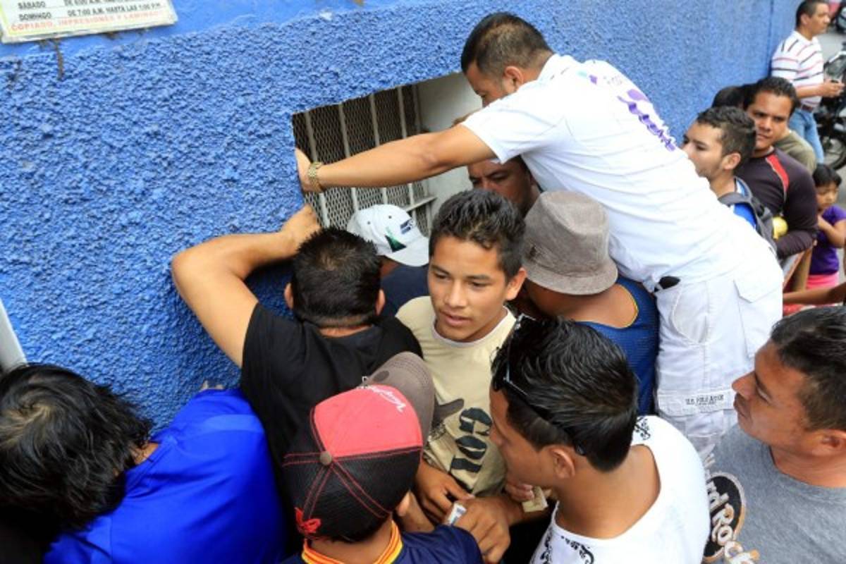 Locura para adquirir boletos de la final