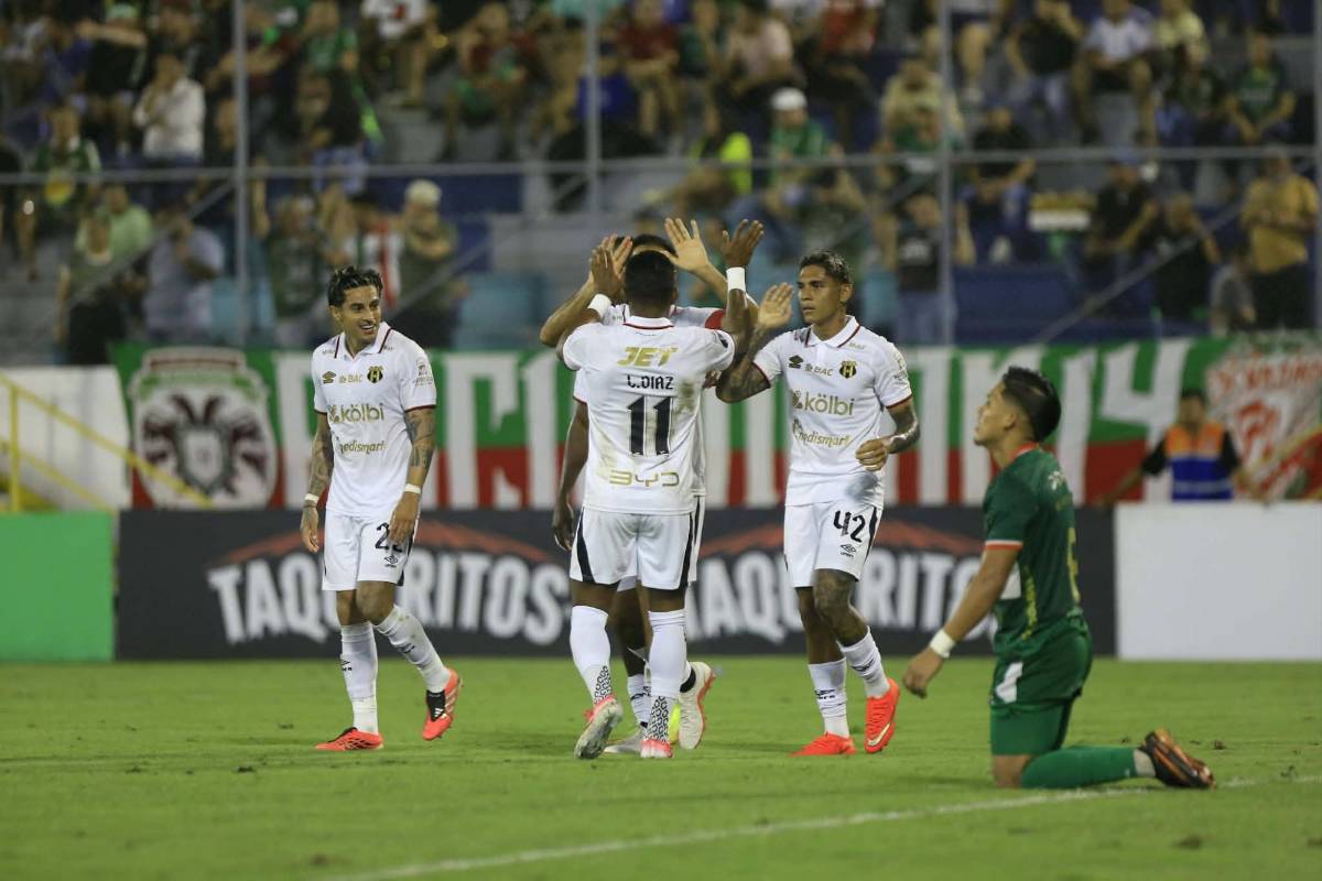 Eligen MVP, gol de Puskas, lindas chicas y amargura de Marathón ante Alajuelense en Copa Centroamericana