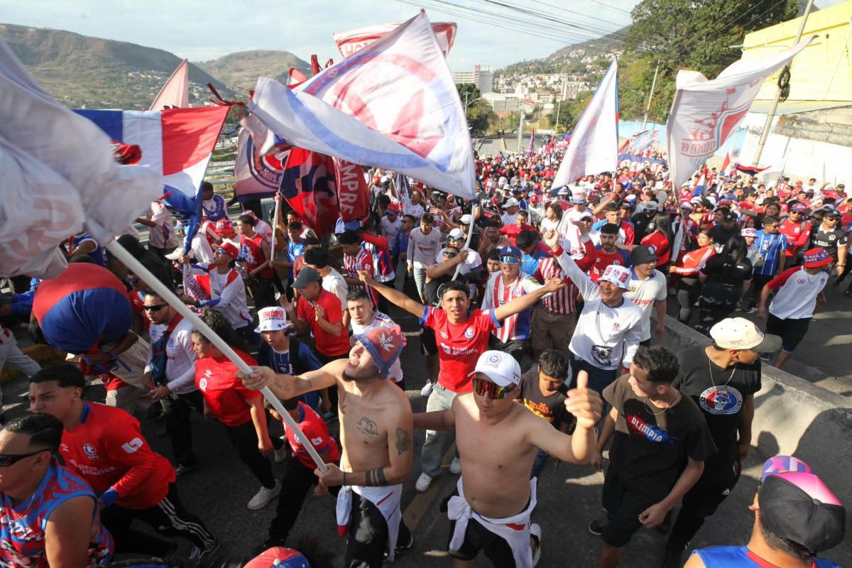 Llegada de la Ultra Fiel, provocaron al Motagua y el ambiente entre jugadores