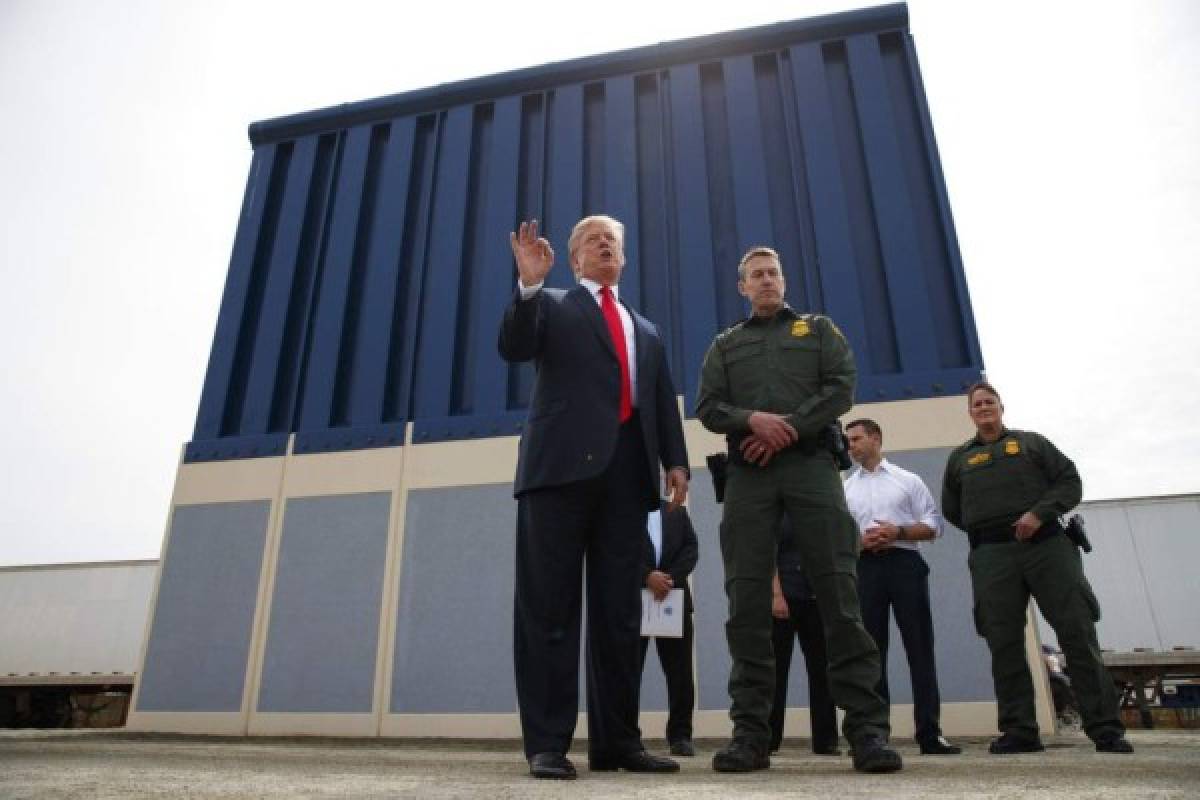 Donald Trump quiere usar presupuesto militar para pagar muro